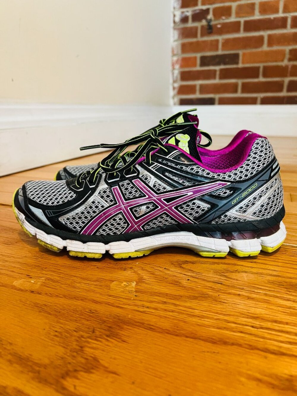 ASICS GT-2000 Running Walking Sneakers Shoes Silver Purple Womens Size 10.5 - Picture 5 of 16